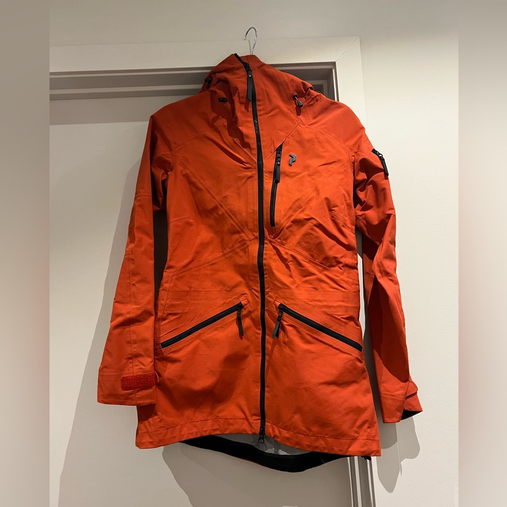 Peak performance radical 3 layer hipe core ski jacket